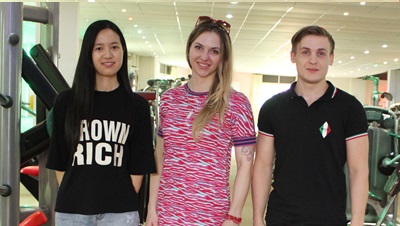 俄罗斯客户来中国找香蕉视频APP污污污