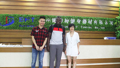 加纳老客户再次采购香蕉视频下载污健身器材